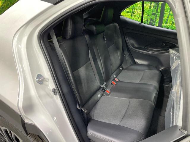 ヤリスクロス ハイブリッドZ 登録済未使用車 全周囲カメラ 衝突被害軽減システム レーダークルーズ ハーフレザーシート パワーシート コーナーセンサー スマートキー LEDヘッド ETC2.0 純正18インチアルミ 車線逸脱警報(11枚目)