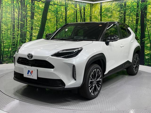 ヤリスクロス ハイブリッドZ 登録済未使用車 全周囲カメラ 衝突被害軽減システム レーダークルーズ ハーフレザーシート パワーシート コーナーセンサー スマートキー LEDヘッド ETC2.0 純正18インチアルミ 車線逸脱警報(24枚目)