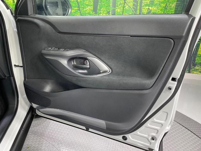 ヤリスクロス ハイブリッドZ 登録済未使用車 全周囲カメラ 衝突被害軽減システム レーダークルーズ ハーフレザーシート パワーシート コーナーセンサー スマートキー LEDヘッド ETC2.0 純正18インチアルミ 車線逸脱警報(36枚目)