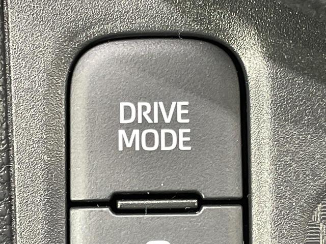 ヤリスクロス ハイブリッドZ 登録済未使用車 全周囲カメラ 衝突被害軽減システム レーダークルーズ ハーフレザーシート パワーシート コーナーセンサー スマートキー LEDヘッド ETC2.0 純正18インチアルミ 車線逸脱警報(58枚目)