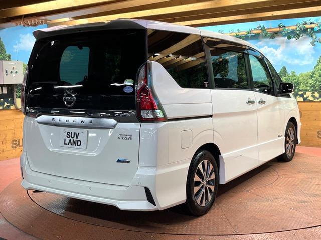 セレナ ハイウェイスター　プロパイロットエディション　後席モニター　両側電動ドア　純正９型ナビ　バックカメラ　プロパイロット　コーナーセンサー　オートブレーキホールド　ＨＩＤヘッド　純正１６インチアルミ　純正革巻きハンドル　ビルトインＥＴＣ　ドラレコ（17枚目）