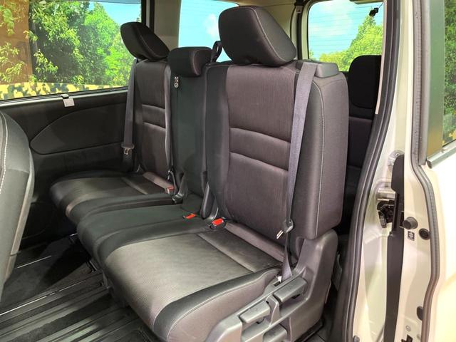 セレナ ハイウェイスター　プロパイロットエディション　後席モニター　両側電動ドア　純正９型ナビ　バックカメラ　プロパイロット　コーナーセンサー　オートブレーキホールド　ＨＩＤヘッド　純正１６インチアルミ　純正革巻きハンドル　ビルトインＥＴＣ　ドラレコ（22枚目）