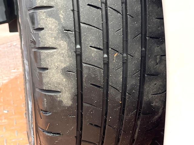 セレナ ハイウェイスター　プロパイロットエディション　後席モニター　両側電動ドア　純正９型ナビ　バックカメラ　プロパイロット　コーナーセンサー　オートブレーキホールド　ＨＩＤヘッド　純正１６インチアルミ　純正革巻きハンドル　ビルトインＥＴＣ　ドラレコ（25枚目）