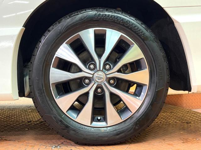 セレナ ハイウェイスター　プロパイロットエディション　後席モニター　両側電動ドア　純正９型ナビ　バックカメラ　プロパイロット　コーナーセンサー　オートブレーキホールド　ＨＩＤヘッド　純正１６インチアルミ　純正革巻きハンドル　ビルトインＥＴＣ　ドラレコ（26枚目）