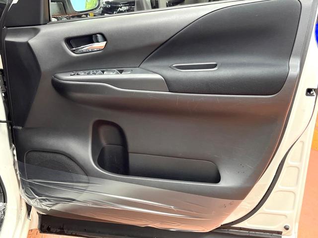 セレナ ハイウェイスター　プロパイロットエディション　後席モニター　両側電動ドア　純正９型ナビ　バックカメラ　プロパイロット　コーナーセンサー　オートブレーキホールド　ＨＩＤヘッド　純正１６インチアルミ　純正革巻きハンドル　ビルトインＥＴＣ　ドラレコ（29枚目）