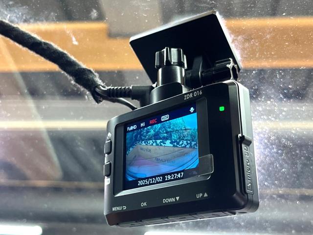 セレナ ハイウェイスター　プロパイロットエディション　後席モニター　両側電動ドア　純正９型ナビ　バックカメラ　プロパイロット　コーナーセンサー　オートブレーキホールド　ＨＩＤヘッド　純正１６インチアルミ　純正革巻きハンドル　ビルトインＥＴＣ　ドラレコ（49枚目）