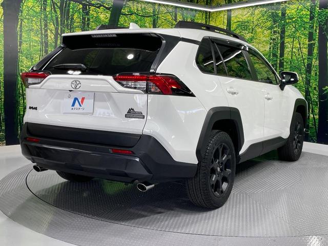 RAV4 アドベンチャー オフロードパッケージ 4WD 純正9型ナビ 禁煙車 ブラインドスポットモニター レーダークルーズコントロール バックカメラ ETC ドライブレコーダー ハンドルヒーター シートベンチレーション ハンズフリーパワーバックドア(17枚目)
