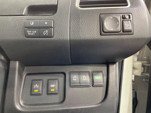 セレナ ハイウェイスター　Ｖセレ＋セーフティ　ＳＨＶ　Ａセフ　両側電動ドア　純正ＳＤナビ　後席モニター　全周囲カメラ　衝突被害軽減システム　禁煙車　ドラレコ　コーナーセンサー　ＬＥＤヘッド　ビルトインＥＴＣ　クルコン　純正１６インチアルミ　車線逸脱警報（55枚目）