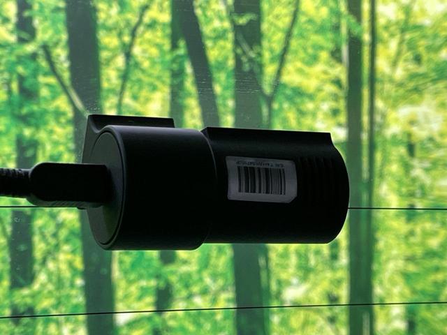 セレナ ハイウェイスター　Ｖセレ＋セーフティ　ＳＨＶ　Ａセフ　両側電動ドア　純正ＳＤナビ　後席モニター　全周囲カメラ　衝突被害軽減システム　禁煙車　ドラレコ　コーナーセンサー　ＬＥＤヘッド　ビルトインＥＴＣ　クルコン　純正１６インチアルミ　車線逸脱警報（66枚目）