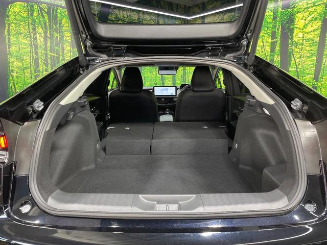 プリウス Z モデリスタエアロ 純正12.3インチナビ 禁煙車 セーフティセンス パノラミックビューモニター ブラインドスポットモニター シートベンチレーション ビルトインETC パワーバックドア ワイヤレス充電器(10枚目)