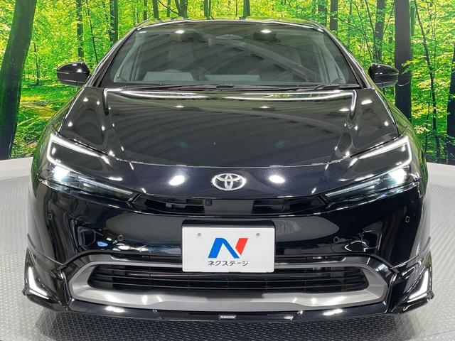 プリウス Z モデリスタエアロ 純正12.3インチナビ 禁煙車 セーフティセンス パノラミックビューモニター ブラインドスポットモニター シートベンチレーション ビルトインETC パワーバックドア ワイヤレス充電器(14枚目)