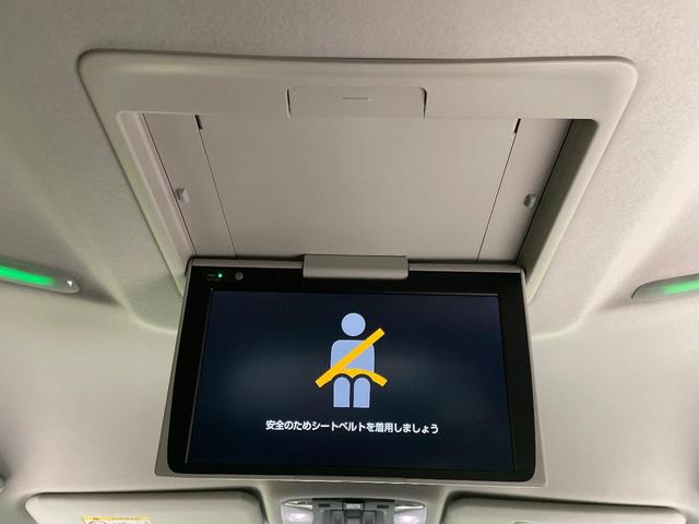 アルファード ２．５Ｓ　Ｃパッケージ　純正９型ナビ　禁煙車　リヤエンターテインメントシステム　セーフティセンス　両側電動スライドドア　レーダークルーズコントロール　デジタルインナーミラー　ブラインドスポットモニター　ＥＴＣ　ドラレコ（4枚目）