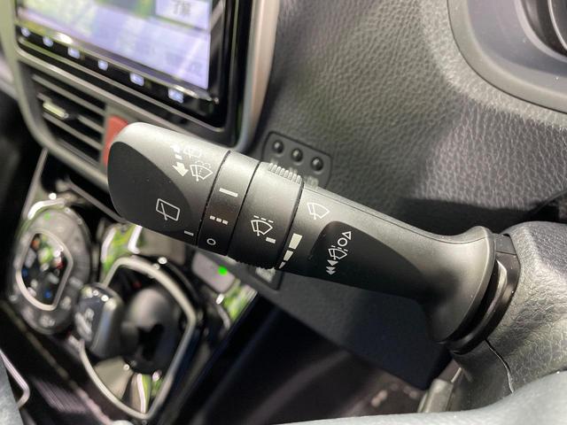 ノア ハイブリッドＳｉ　ダブルバイビーＩＩＩ　純正９型ナビ　禁煙車　セーフティセンス　両側電動スライドドア　バックカメラ　ＥＴＣ　ドライブレコーダー　前席シートヒーター　クルーズコントロール　リアオートエアコン　ＬＥＤヘッドライト（41枚目）