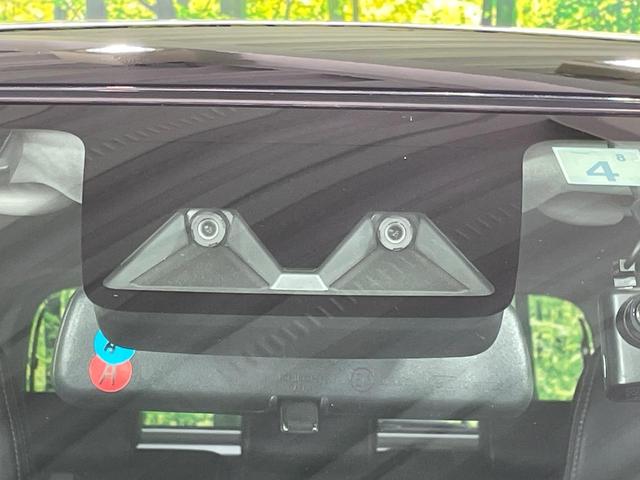 ロッキー プレミアムG HEV スマートアシスト 9インチディスプレイオーディオ バックカメラ ブラインドスポットモニター 2トーンカラー レーダクルーズコントロール HDMI入力端子 ドラレコ スマートキー シートヒーター(3枚目)