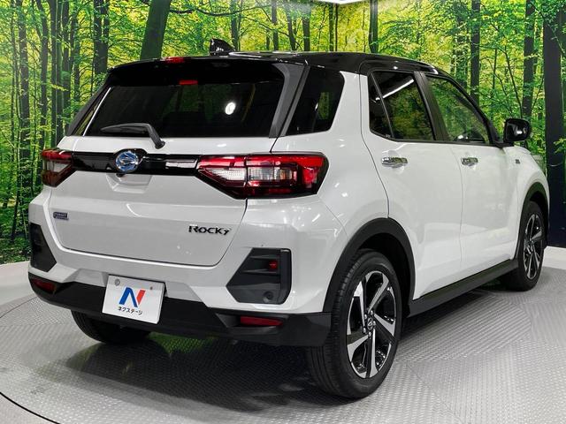 ロッキー プレミアムG HEV スマートアシスト 9インチディスプレイオーディオ バックカメラ ブラインドスポットモニター 2トーンカラー レーダクルーズコントロール HDMI入力端子 ドラレコ スマートキー シートヒーター(17枚目)