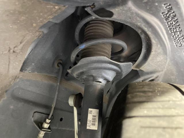 ロッキー プレミアムG HEV スマートアシスト 9インチディスプレイオーディオ バックカメラ ブラインドスポットモニター 2トーンカラー レーダクルーズコントロール HDMI入力端子 ドラレコ スマートキー シートヒーター(20枚目)