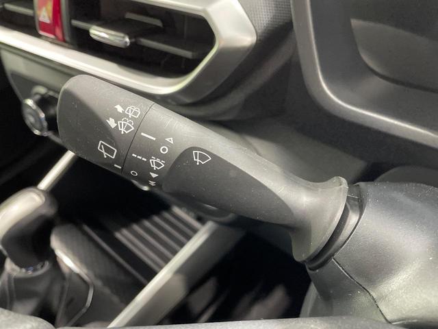 ロッキー プレミアムG HEV スマートアシスト 9インチディスプレイオーディオ バックカメラ ブラインドスポットモニター 2トーンカラー レーダクルーズコントロール HDMI入力端子 ドラレコ スマートキー シートヒーター(36枚目)