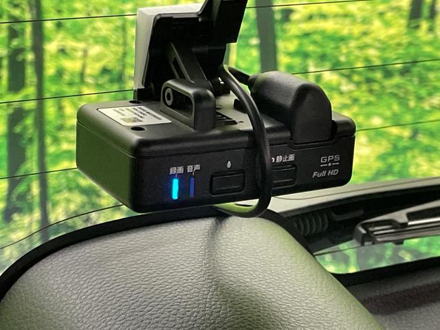 N-BOXカスタム G・Lターボホンダセンシング 純正8インチナビ バックカメラ 両側電動スライドドア パドルシフト ETC LEDヘッドライト グレード専用純正15インチアルミホイール ドライブレコーダー フルセグTV 禁煙車 スマートキー(32枚目)