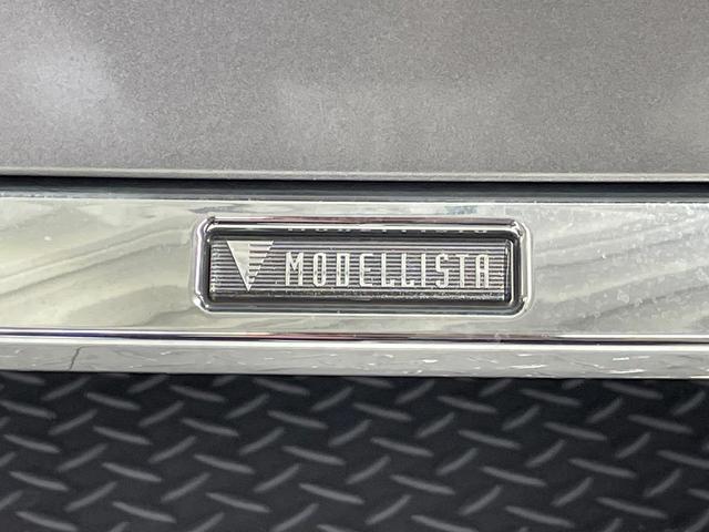 プリウス Ｚ　モデリスタエアロ　１２．３インチディスプレイオーディオ　禁煙車　パノラミックビューモニター　レーダークルーズコントロール　ブラインドスポットモニター　ステアリングヒーター　シートベンチレーション（3枚目）