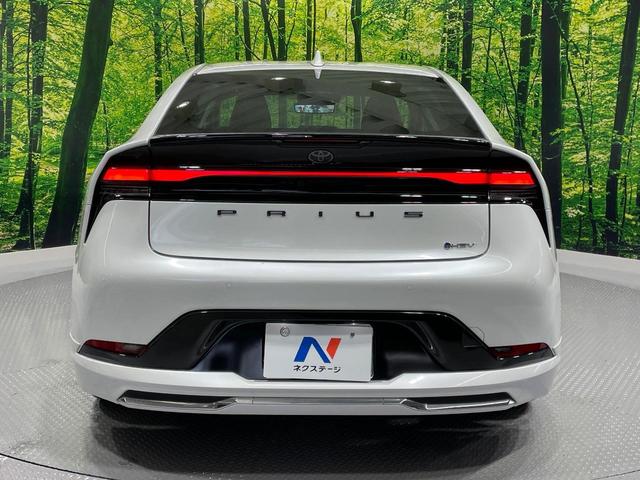 プリウス Ｚ　モデリスタエアロ　１２．３インチディスプレイオーディオ　禁煙車　パノラミックビューモニター　レーダークルーズコントロール　ブラインドスポットモニター　ステアリングヒーター　シートベンチレーション（15枚目）