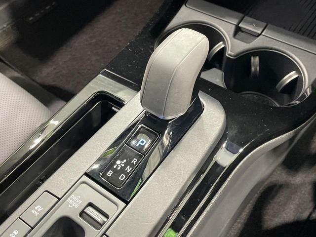 プリウス Ｚ　モデリスタエアロ　１２．３インチディスプレイオーディオ　禁煙車　パノラミックビューモニター　レーダークルーズコントロール　ブラインドスポットモニター　ステアリングヒーター　シートベンチレーション（32枚目）