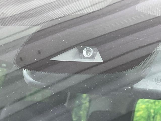 セレナ XV BIG-X11インチナビ 禁煙車 インテリジェントエマージェンシーブレーキ フリップダウンモニター 両側電動ドア クルーズコントロール ブラインドスポットモニター バックカメラ ETC LEDヘッド(3枚目)