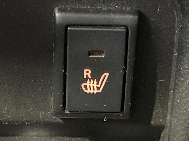 ワゴンＲ ハイブリッドＦＸ　衝突軽減　ＳＤナビ　シートヒーター　ドライブレコーダー　ＥＴＣ　スマートキー　アイドリングストップ　車線逸脱警報　Ｂｌｕｅｔｏｏｔｈ再生　ヘッドライトレベライザー　オートライト　オートエアコン　禁煙車（7枚目）