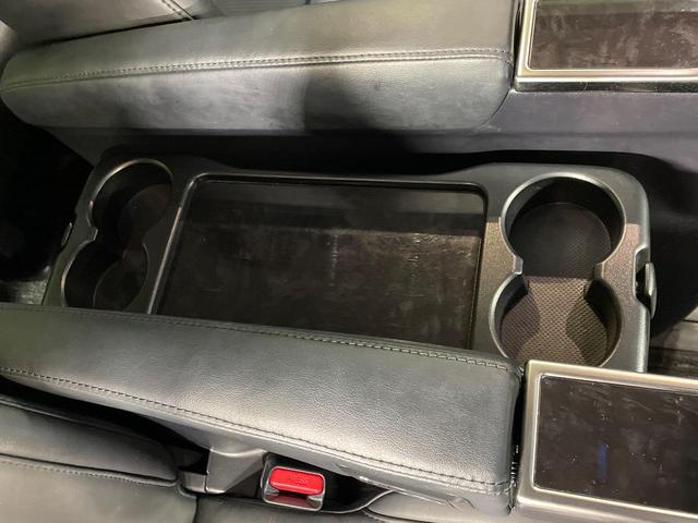 アルファード ２．５Ｓ　Ｃパッケージ　ＢＩＧ－Ｘ１１インチナビ　フリップダウンモニター　セーフティセンス　禁煙車　レーダークルーズコントロール　デジタルインナーミラー　バックカメラ　ＥＴＣ　ハンドルヒーター　前席シートベンチレーション（62枚目）