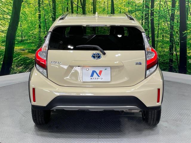 アクア クロスオーバー　ＳＤナビ　禁煙車　ＥＴＣ　スマートキー＆プッシュスタート　Ｂｌｕｅｔｏｏｔｈ接続可　オートライト　オートエアコン　オートハイビーム　フルセグ　ＬＥＤヘッドライト　純正１６インチアルミ（15枚目）