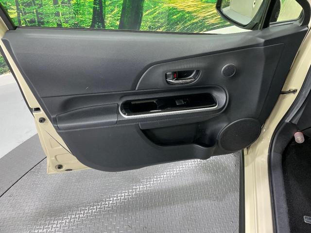 アクア クロスオーバー　ＳＤナビ　禁煙車　ＥＴＣ　スマートキー＆プッシュスタート　Ｂｌｕｅｔｏｏｔｈ接続可　オートライト　オートエアコン　オートハイビーム　フルセグ　ＬＥＤヘッドライト　純正１６インチアルミ（32枚目）