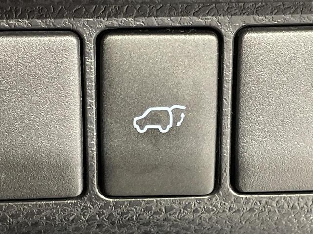 ハリアー プレミアム　メタル　アンド　レザーパッケージ　メーカー９ナビ　バックカメラ　衝突被害軽減システム　レーダークルーズ　禁煙車　電動リアゲート　レザーシート　前席シートエアコン　ドラレコ　コーナーセンサー　ビルトインＥＴＣ（30枚目）