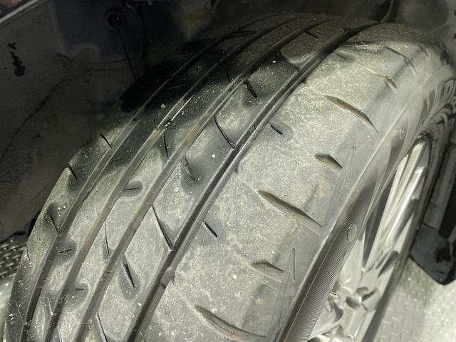 ハリアー プレミアム　メタル　アンド　レザーパッケージ　メーカー９ナビ　バックカメラ　衝突被害軽減システム　レーダークルーズ　禁煙車　電動リアゲート　レザーシート　前席シートエアコン　ドラレコ　コーナーセンサー　ビルトインＥＴＣ（64枚目）