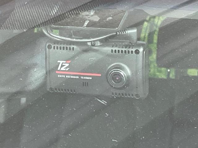 ランドクルーザープラド ＴＸ　Ｌパッケージ　マットブラックエディション　４ＷＤ　ムーンルーフ　メーカー純正ナビ　禁煙車　パノラミックビューモニター　セーフティセンス　ブラインドスポットモニター　レーダークルーズコントロール　シートベンチレーション　ＬＥＤヘッドライト（32枚目）