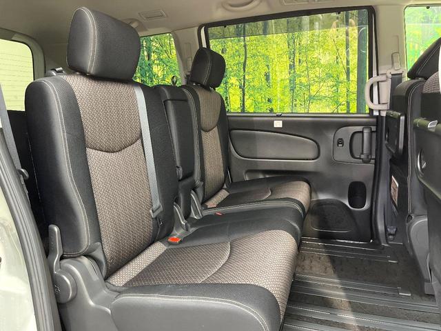 セレナ ハイウェイスター　Ｖセレ＋セーフティ　ＳＨＶ　Ａセフ　後席モニター　全周囲カメラ　純正ＳＤナビ　両側電動スライド　衝突被害軽減システム　ＬＥＤヘッド　純正革巻きハンドル　車線逸脱警報　ドラレコ　スマートキー　ビルトインＥＴＣ　禁煙車（9枚目）