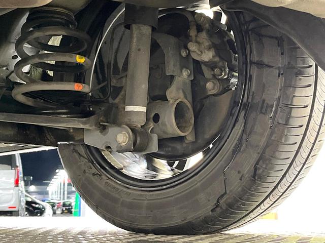 セレナ ハイウェイスター　Ｖセレ＋セーフティ　ＳＨＶ　Ａセフ　後席モニター　全周囲カメラ　純正ＳＤナビ　両側電動スライド　衝突被害軽減システム　ＬＥＤヘッド　純正革巻きハンドル　車線逸脱警報　ドラレコ　スマートキー　ビルトインＥＴＣ　禁煙車（21枚目）