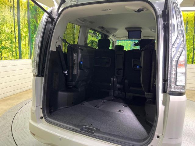 セレナ ハイウェイスター　Ｖセレ＋セーフティ　ＳＨＶ　Ａセフ　後席モニター　全周囲カメラ　純正ＳＤナビ　両側電動スライド　衝突被害軽減システム　ＬＥＤヘッド　純正革巻きハンドル　車線逸脱警報　ドラレコ　スマートキー　ビルトインＥＴＣ　禁煙車（67枚目）