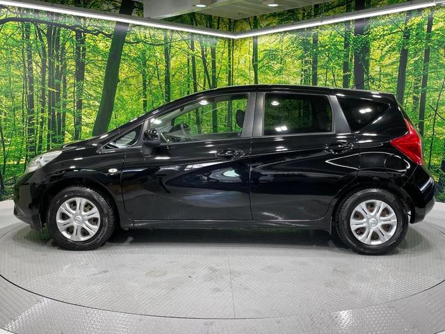 ノート Ｘ　ＤＩＧ－Ｓ　純正ＳＤナビ　バックカメラ　禁煙車　スマートキー　ＥＴＣ　Ｂｌｕｅｔｏｏｔｈ　地デジ　電動格納ミラー　アイドリングストップ　プライバシーガラス　衝突安全ボディ（42枚目）