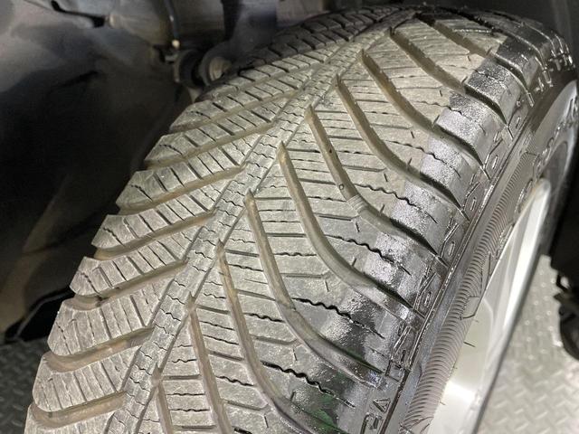 ノート Ｘ　ＤＩＧ－Ｓ　純正ＳＤナビ　バックカメラ　禁煙車　スマートキー　ＥＴＣ　Ｂｌｕｅｔｏｏｔｈ　地デジ　電動格納ミラー　アイドリングストップ　プライバシーガラス　衝突安全ボディ（50枚目）