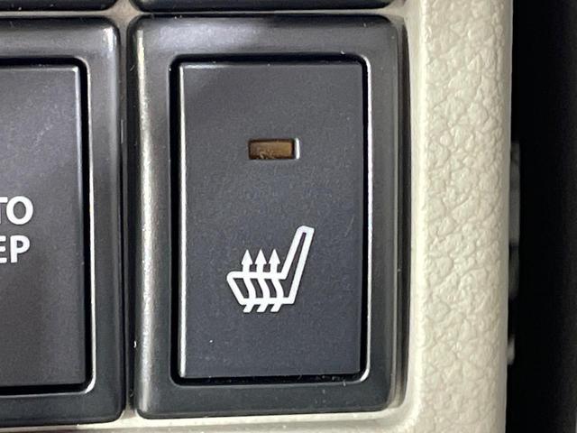 エブリイワゴン ＰＺターボスペシャル　届出済未使用車　両側電動ドア　電動サイドステップ　セーフティーサポート　シートヒーター　コーナーセンサー　スマートキー　ＬＥＤヘッド　純正１４インチアルミ　オートハイビーム　車線逸脱警報（6枚目）