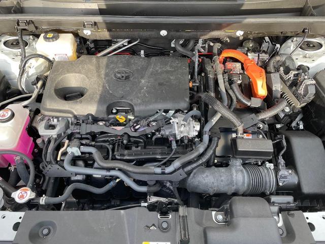 ＲＡＶ４ ハイブリッドＧ　純正１０．５型ＤＡ　サンルーフ　全周囲カメラ　シートベンチレーション　１００Ｖ電源　衝突被害軽減システム　レーダークルーズ　禁煙車　電動リアゲート　前席シートエアコン　パワーシート　ドラレコ（18枚目）