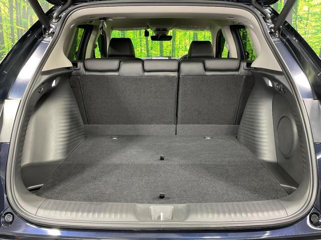 ＺＲ－Ｖ ｅ：ＨＥＶ　Ｚ　全周囲カメラ　ＢＯＳＥサウンド　９型ディスプレイオーディオ　衝突被害軽減システム　レーダークルーズ　禁煙車　電動リアゲート　シートヒーター　コーナーセンサー　ステアリングヒーター　ＥＴＣ２．０（10枚目）