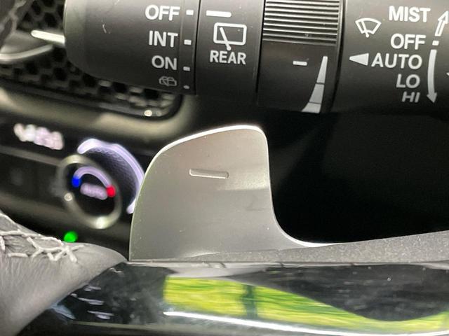 ＺＲ－Ｖ ｅ：ＨＥＶ　Ｚ　全周囲カメラ　ＢＯＳＥサウンド　９型ディスプレイオーディオ　衝突被害軽減システム　レーダークルーズ　禁煙車　電動リアゲート　シートヒーター　コーナーセンサー　ステアリングヒーター　ＥＴＣ２．０（45枚目）