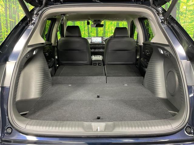 ＺＲ－Ｖ ｅ：ＨＥＶ　Ｚ　全周囲カメラ　ＢＯＳＥサウンド　９型ディスプレイオーディオ　衝突被害軽減システム　レーダークルーズ　禁煙車　電動リアゲート　シートヒーター　コーナーセンサー　ステアリングヒーター　ＥＴＣ２．０（58枚目）