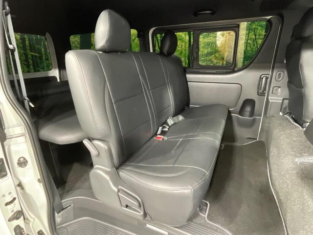 ハイエースバン スーパーGL ダークプライムII ディーゼル SDナビ 後席モニター バックカメラ 衝突被害軽減システム 禁煙車 LEDヘッド ETC オートハイビーム 車線逸脱警報 オートライト オートエアコン Bluetooth CD(9枚目)