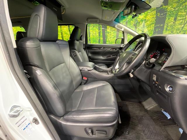 アルファード ２．５Ｓ　Ｃパッケージ　４ＷＤ　両側電動ドア　ＢＩＧ－Ｘ１１インチナビ　後席モニター　バックカメラ　シートベンチレーション　１００Ｖ電源　衝突被害軽減システム　レーダークルーズ　禁煙車　電動リアゲート　ＬＥＤヘッド（8枚目）