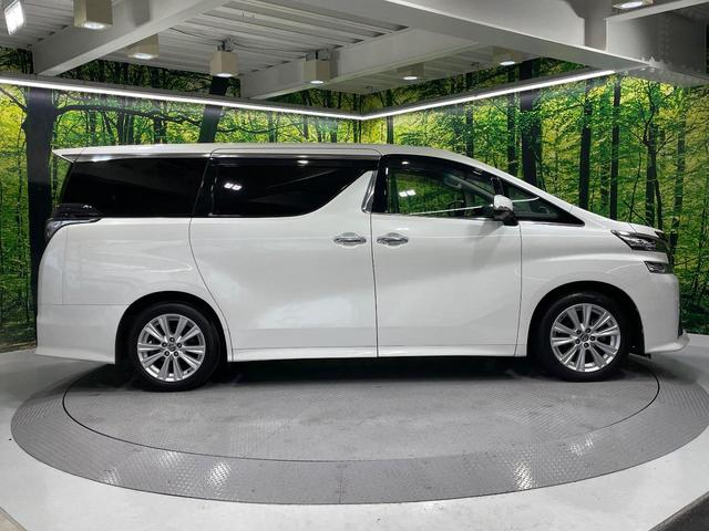 ヴェルファイア ２．５Ｚ　純正９型ナビ　禁煙車　両側パワースライドドア　バックカメラ　ビルトインＥＴＣ　ドライブレコーダー　電動パーキングブレーキ　ブレーキホールド　スマートキー＆プッシュスタート　ＬＥＤ　純正１８インチアルミ（50枚目）