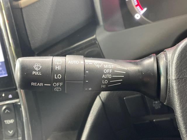 アルファード ２４０Ｓ　タイプゴールドＩＩ　ツインムーンルーフ　禁煙車　ＢＩＧ－Ｘ１０インチナビ　フリップダウンモニター　両側パワースライドドア　クルーズコントロール　パワーバックドア　バックカメラ　ビルトインＥＴＣ　ＨＩＤヘッドライト（40枚目）