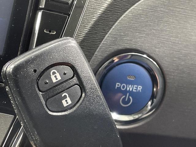 プリウス Ｓツーリングセレクション　ＢＩＧ－Ｘ９インチナビ　禁煙車　バックカメラ　ＥＴＣ　ドライブレコーダー　スマートキー＆プッシュスタート　オートライト　オートエアコン　ＬＥＤヘッドライト　純正１７インチアルミ（7枚目）