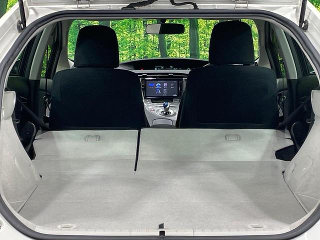 プリウス Ｓツーリングセレクション　ＢＩＧ－Ｘ９インチナビ　禁煙車　バックカメラ　ＥＴＣ　ドライブレコーダー　スマートキー＆プッシュスタート　オートライト　オートエアコン　ＬＥＤヘッドライト　純正１７インチアルミ（10枚目）