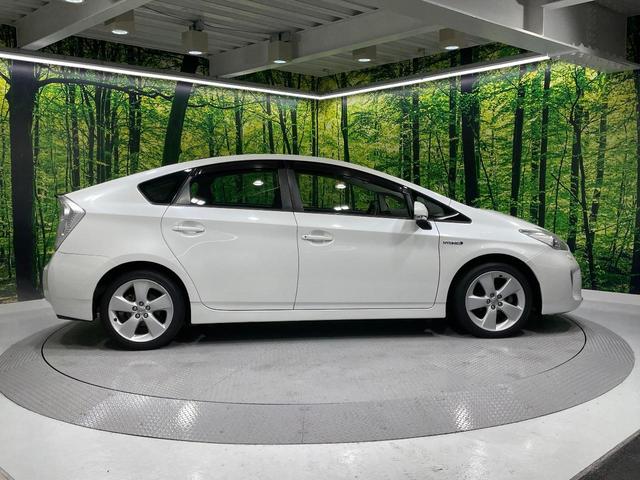 プリウス Ｓツーリングセレクション　ＢＩＧ－Ｘ９インチナビ　禁煙車　バックカメラ　ＥＴＣ　ドライブレコーダー　スマートキー＆プッシュスタート　オートライト　オートエアコン　ＬＥＤヘッドライト　純正１７インチアルミ（48枚目）